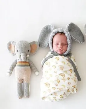 Cuddle   Kind Evan the Elephant | Regular