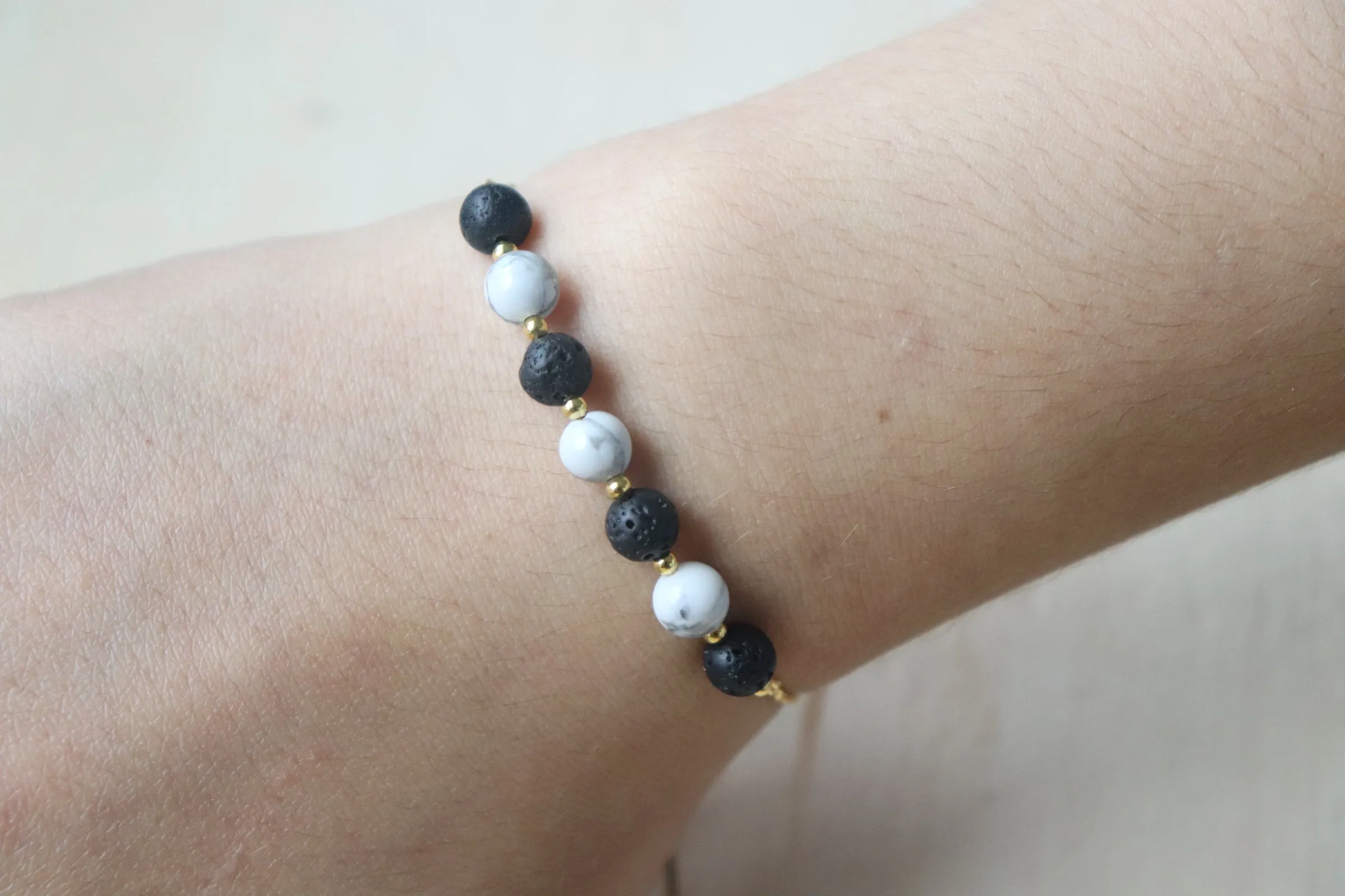 Howlite Slider Essential Oil Diffuser Bracelet