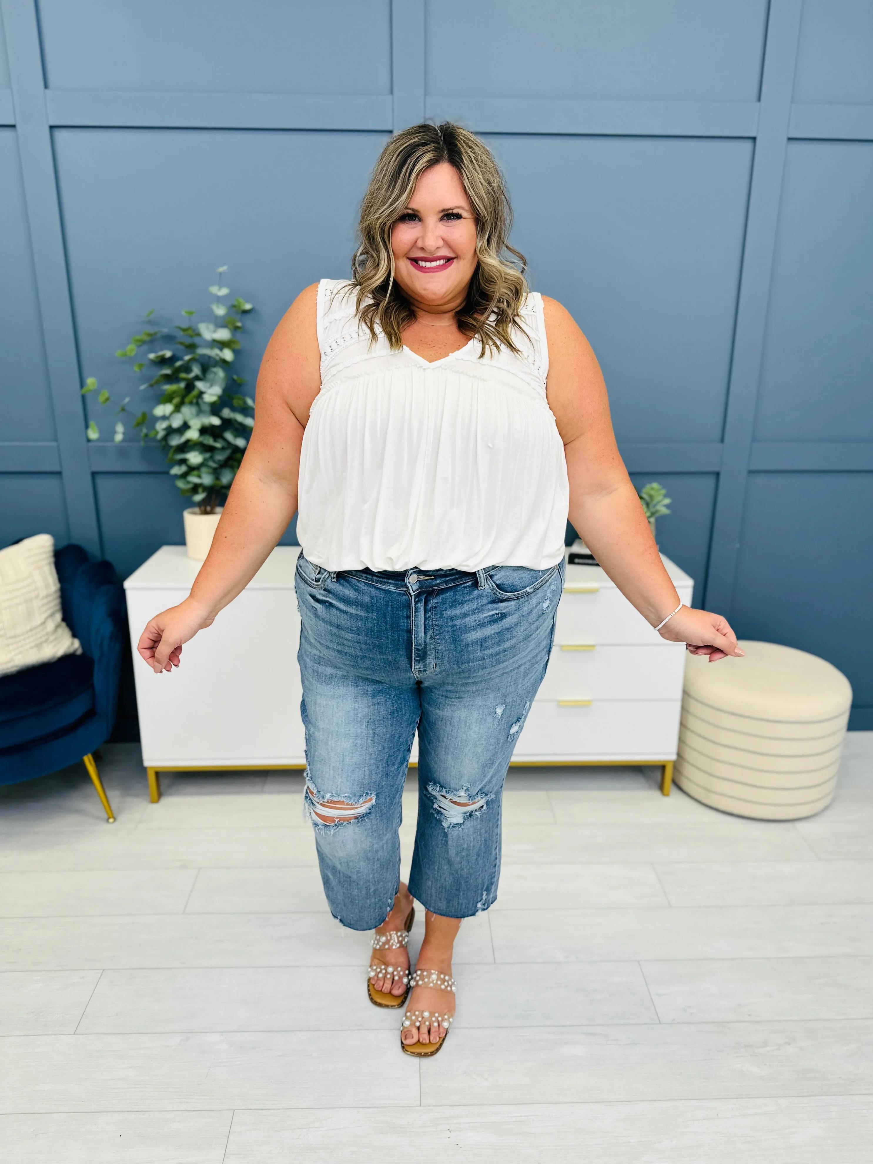 Judy Blue REG/CURVY Crop You Out Wide Leg Cropped Jeans