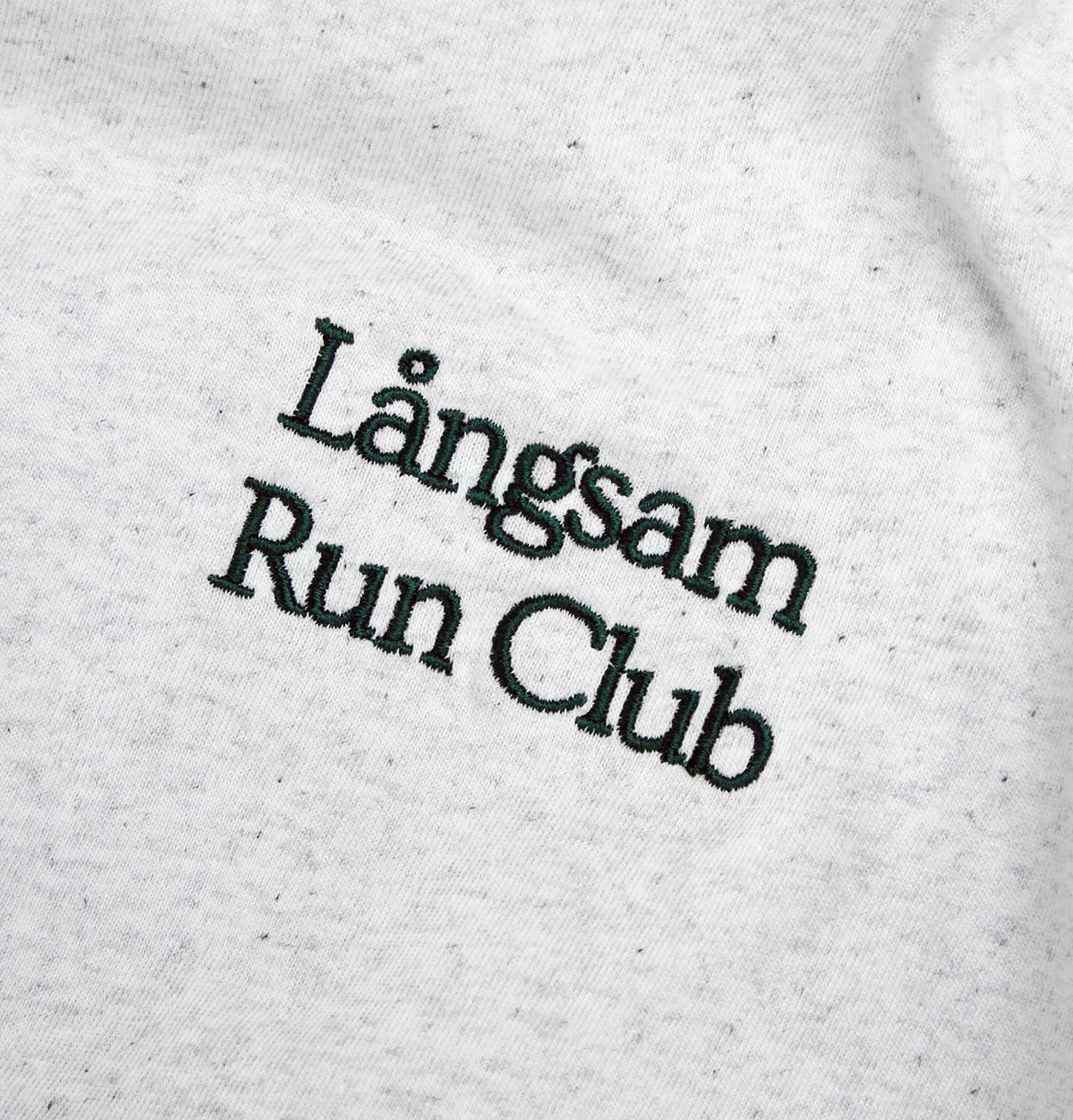 Lngsam Run Club Embroidered Logo T-Shirt in White Heather