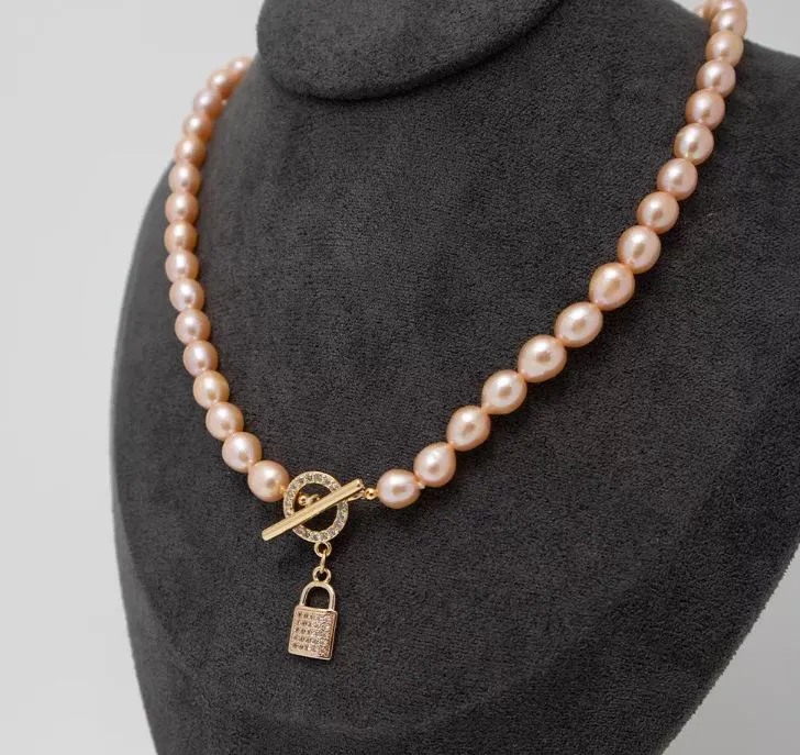 Lock Freshwater Pearls Necklace