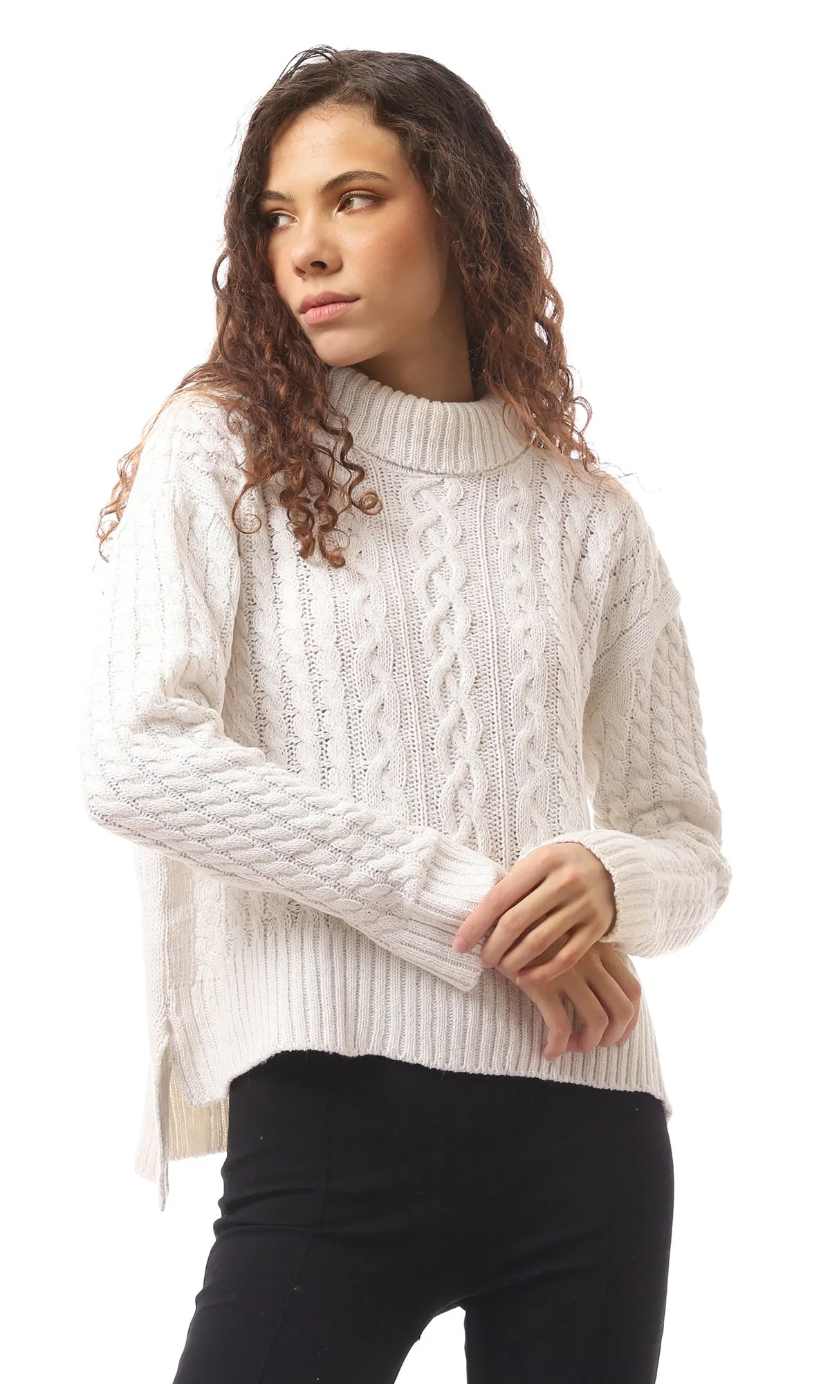 O169846 Turtle Neck Slip On Offwhite Pullover