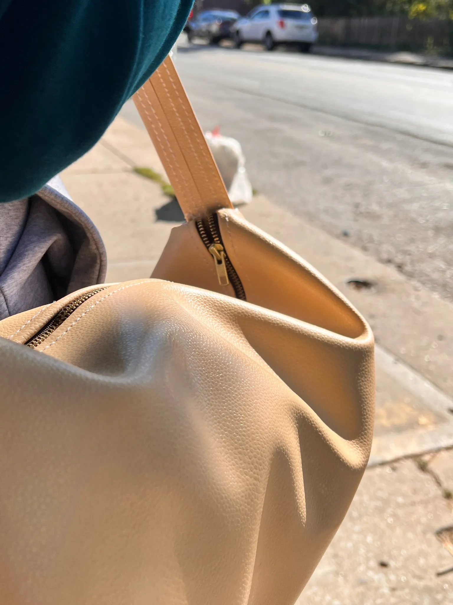 Plastic-Free Plant Leather Weekend Duffle in Sand